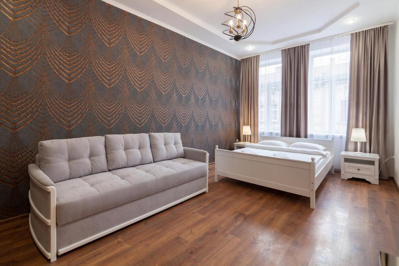 Leogrand Apartments Panteleimona Kulisha 27 Lviv Buitenkant foto